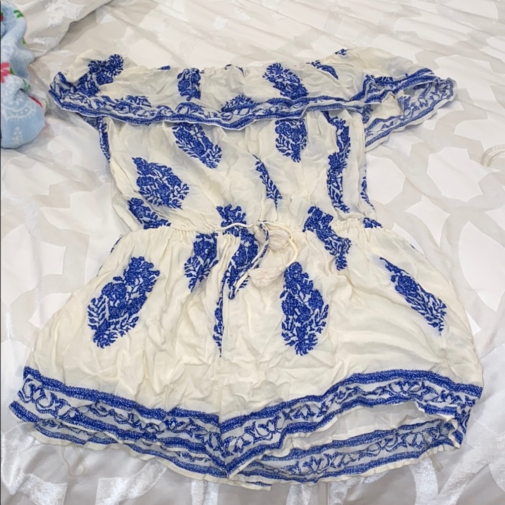 Blue & white design romper